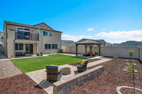 Exterior - 35374 Orchard Trl, Fallbrook, CA 92028 photo 2 of 7