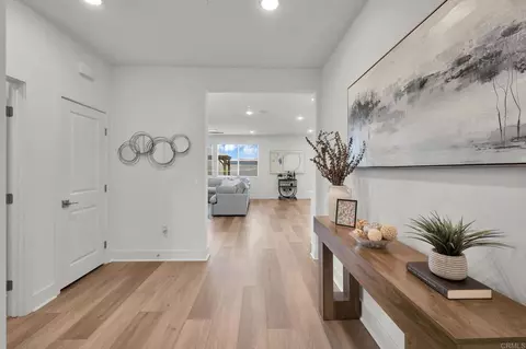 Entry Way - 35374 Orchard Trl, Fallbrook, CA 92028 photo 1 of 2