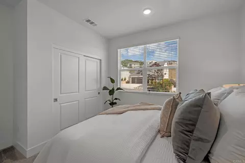 Bedroom - 35374 Orchard Trl, Fallbrook, CA 92028 photo 2 of 3