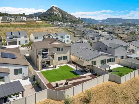 View/Area - 35374 Orchard Trl, Fallbrook, CA 92028 photo 6 of 8