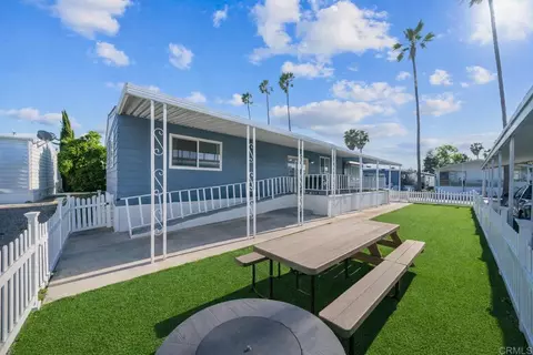 2700 E Valley Pkwy #3, Escondido, CA 92027