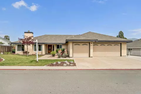 2611 Ledgetop Pl, Spring Valley, CA 91977