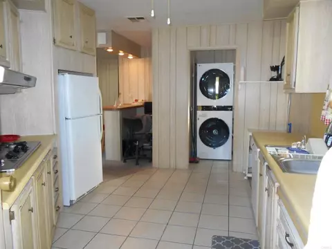 2003 Hts Dr # 88, San Diego, CA 92105