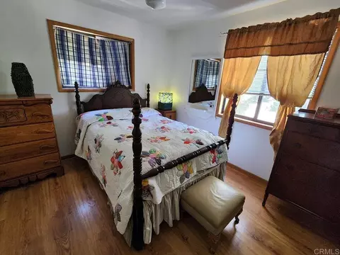 Bedroom - 2341 Pinezanita Ln, Julian, CA 92036 photo 1 of 2