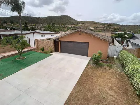 Exterior - 9104 Northcote Rd, Santee, CA 92071 photo 6 of 8