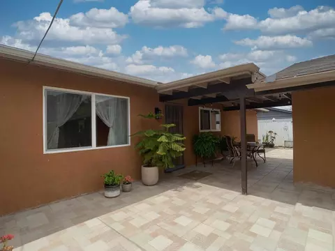 Exterior - 9104 Northcote Rd, Santee, CA 92071 photo 5 of 8