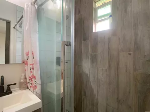 Bath - 9104 Northcote Rd, Santee, CA 92071 photo 1 of 3