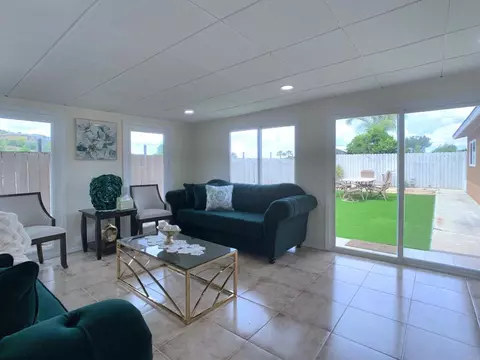 Living - 9104 Northcote Rd, Santee, CA 92071 photo 2 of 6