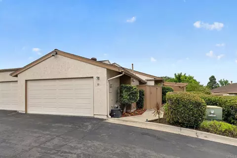 6050 Henderson Dr #33, La Mesa, CA 91942