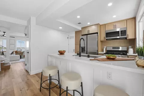 Kitchen - 821 Del Mar Downs Rd #D, Solana Beach, CA 92075 photo 3 of 3