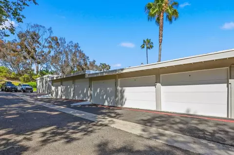 Exterior - 821 Del Mar Downs Rd #D, Solana Beach, CA 92075 photo 5 of 8