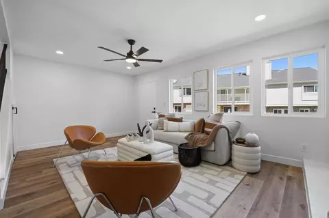 Other - 821 Del Mar Downs Rd #D, Solana Beach, CA 92075 photo 1 of 5