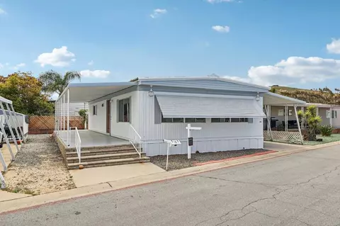 78 El Prado Ln, Oceanside, CA 92058