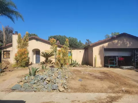 2050 Arboles Pl, Escondido, CA 92029