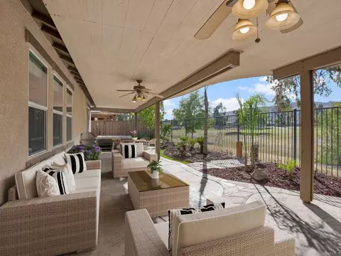 219 Caldera Ln, Hemet, CA 92545