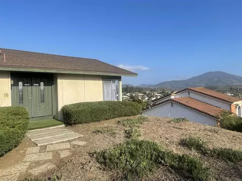 4033 Lorraine Ann Dr, La Mesa, CA 91941