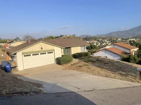 4033 Lorraine Ann Dr, La Mesa, CA 91941