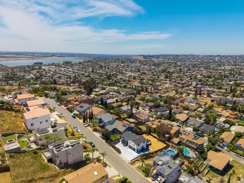 View/Area - 1114 Coronado Ave, Spring Valley, CA 91977 photo 6 of 12
