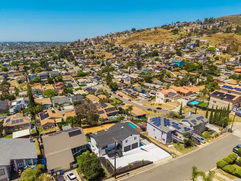 View/Area - 1114 Coronado Ave, Spring Valley, CA 91977 photo 5 of 12