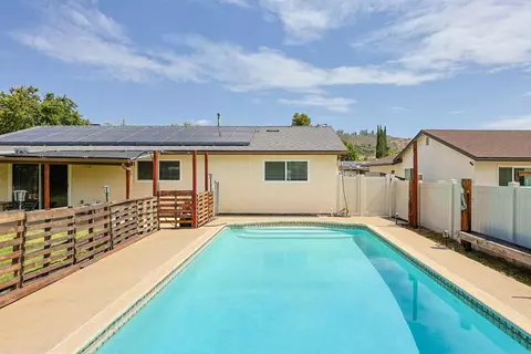 Exterior - 1127 Paula Way, Escondido, CA 92027 photo 6 of 15