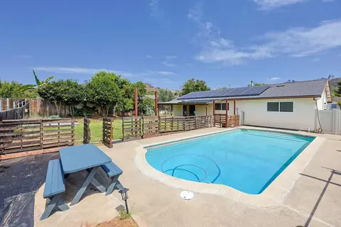 Exterior - 1127 Paula Way, Escondido, CA 92027 photo 13 of 15