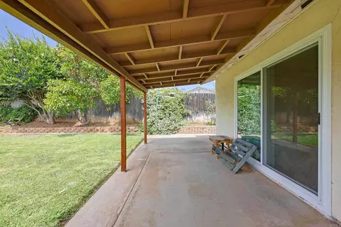 Exterior - 1127 Paula Way, Escondido, CA 92027 photo 4 of 15