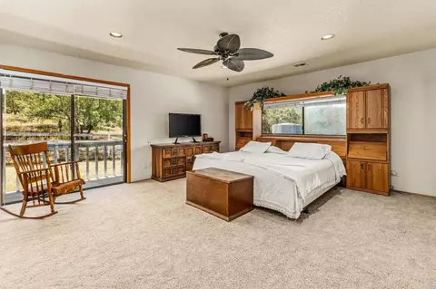 Bedroom - 17901 Lyons Valley Rd, Jamul, CA 91935 photo 2 of 9