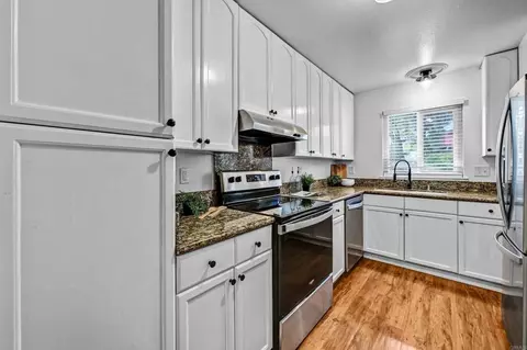 Kitchen - 760 Encinitas Blvd #101, Encinitas, CA 92024 photo 1 of 2