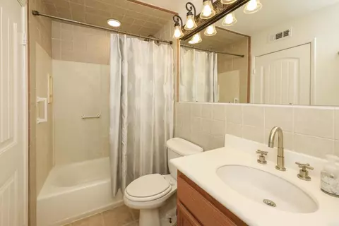 Bath - 10661 King Phillip, Santee, CA 92071 photo 4 of 4