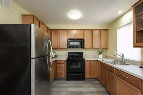 Kitchen - 10661 King Phillip, Santee, CA 92071 photo 1 of 2