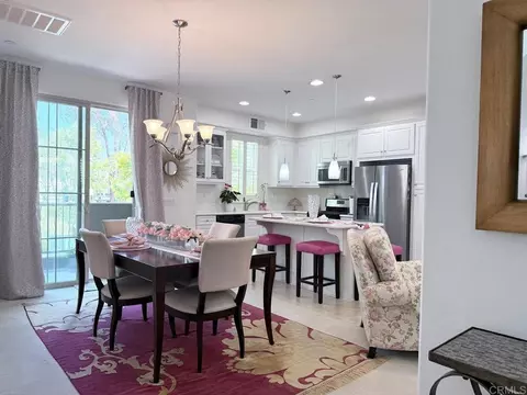 1875 Champagne Ct #9, Chula Vista, CA 91913