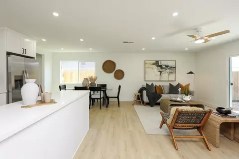 9844 Halberns Blvd, Santee, CA 92071