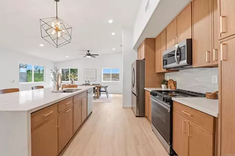 Kitchen - 5240 Jack Pine Ct, Oceanside, CA 92056 photo 2 of 9