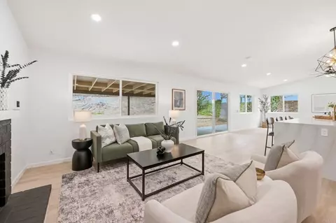 Living - 5240 Jack Pine Ct, Oceanside, CA 92056 photo 4 of 6