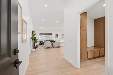 Entry Way - 5240 Jack Pine Ct, Oceanside, CA 92056 photo 1 of 2