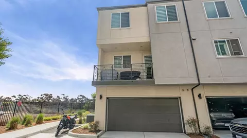 5272 Beachfront Cove St #225, San Diego, CA 92154
