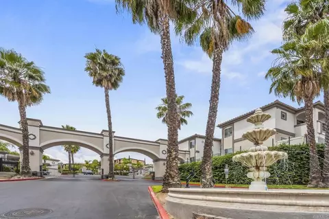 2715 Lake Pointe Dr #116, Spring Valley, CA 91977