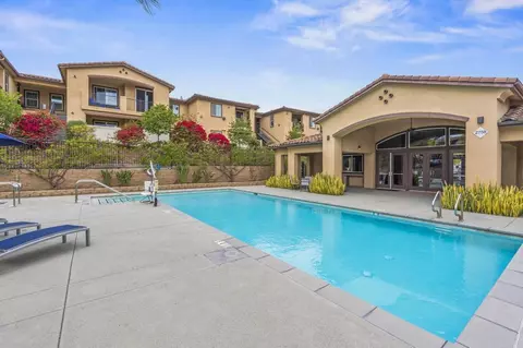 2715 Lake Pointe Dr #116, Spring Valley, CA 91977