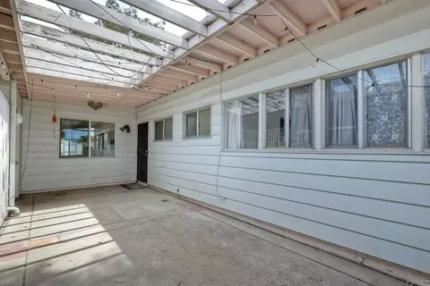 1085 Las Bancas Ct, Chula Vista, CA 91911