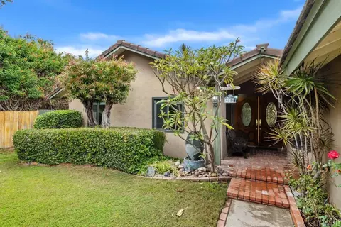 9556 Tropico Dr, La Mesa, CA 91941