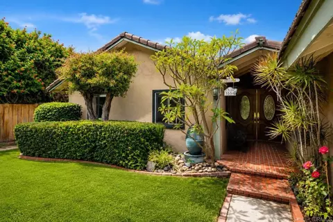 Exterior - 9556 Tropico Dr, La Mesa, CA 91941 photo 2 of 9