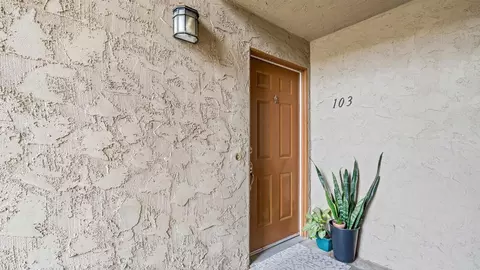 589 N Johnson Ave #103, El Cajon, CA 92020