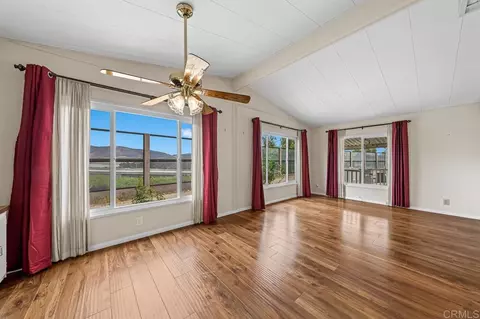 275 S Worthington St #5, Spring Valley, CA 91977