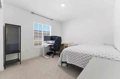 Bedroom - 35172 Rangpur Ln, Fallbrook, CA 92028 photo 6 of 7
