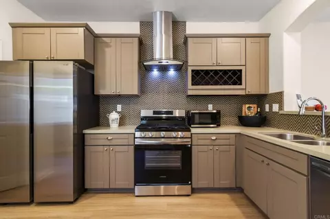 6303 Avenida De Las Vistas #3, San Diego, CA 92154