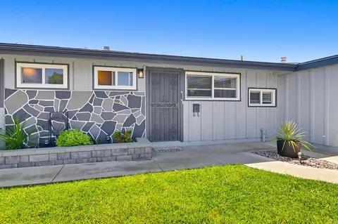 6324 Anvil Lk, San Diego, CA 92119