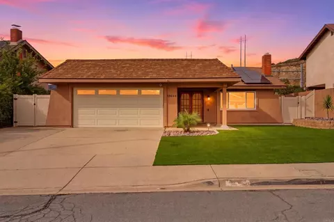 13668 Choisser Ln, Lakeside, CA 92040