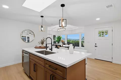 Kitchen - 1333 Helix St, Spring Valley, CA 91977 photo 6 of 7