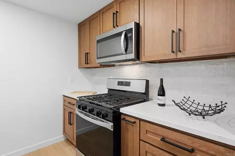 Kitchen - 1333 Helix St, Spring Valley, CA 91977 photo 5 of 7