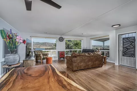 275 S Worthington St #SPC 52, Spring Valley, CA 91977 photo 7